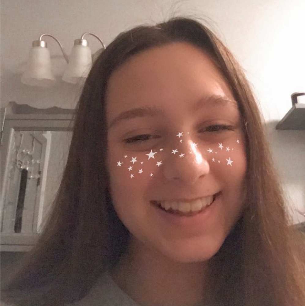 Meet your Posher, Maya